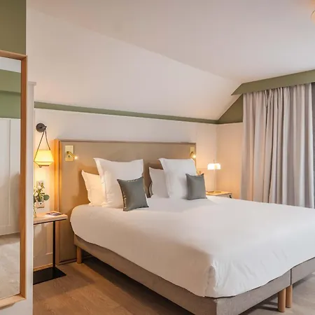 Отель Arcanse By Inwood